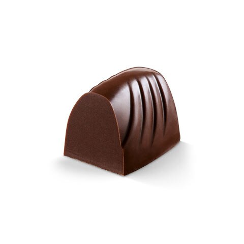 https://www.thorntons.com/medias/sys_master/images/h7f/h41/8798585192478/dark_chocolate_gianduiot_media/dark-chocolate-gianduiot-media.jpg?resize=FerreroIngredientComponent