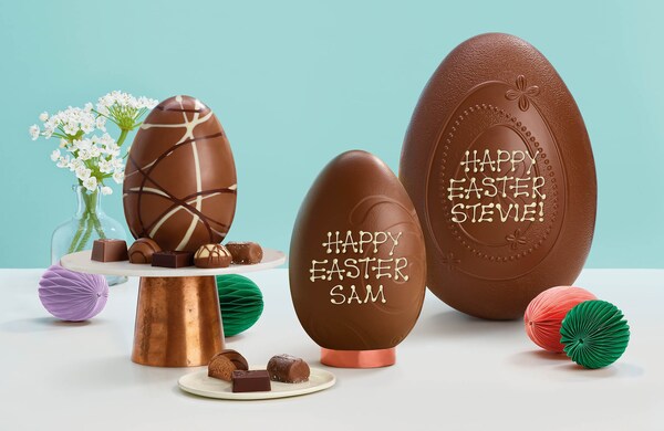 https://www.thorntons.com/medias/sys_master/images/h96/h8a/11213061160990/2023-easter-eggs-large-land-small-2x/2023-easter-eggs-large-land-small-2x.jpg?resize=xs-s-s